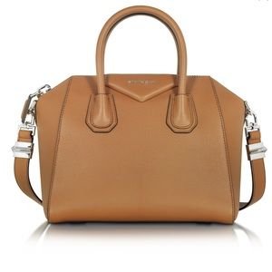 Givenchy Antígona Small - brown leather